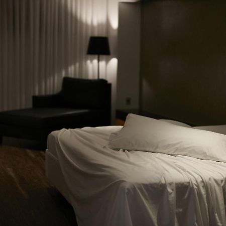 Luv Motel จอยวิลล์ ภายนอก รูปภาพ